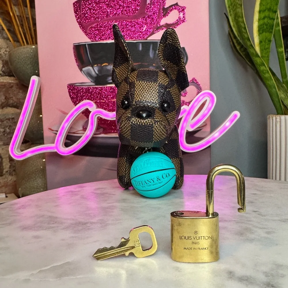 Louis Vuitton Lock & Key 321 - Picture 6 of 6